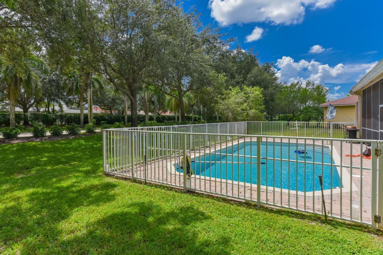 9570 Lantern Bay Circle, West Palm Beach, FL 33411 Photo