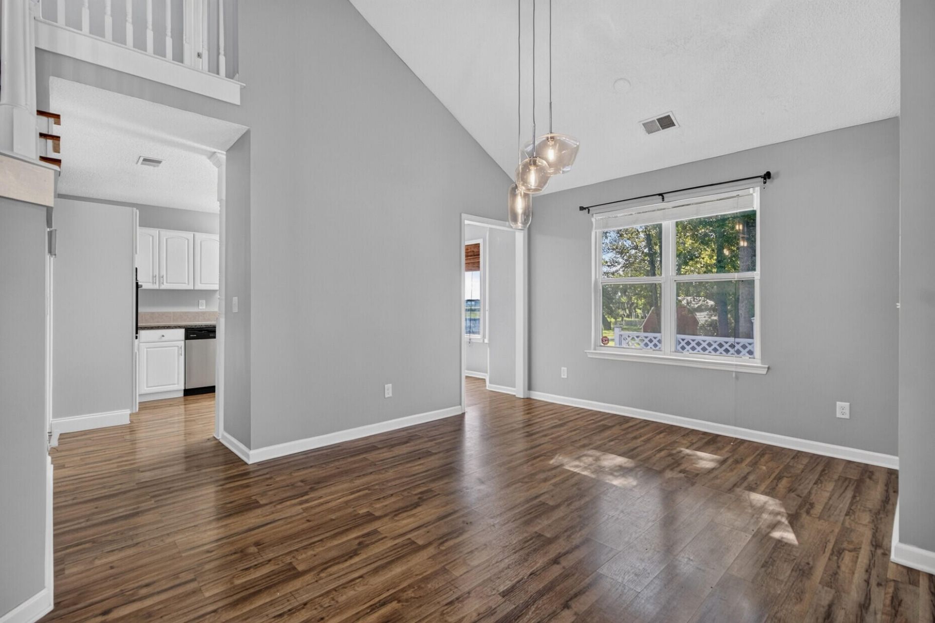 2111 Razorback Lane Photo 11