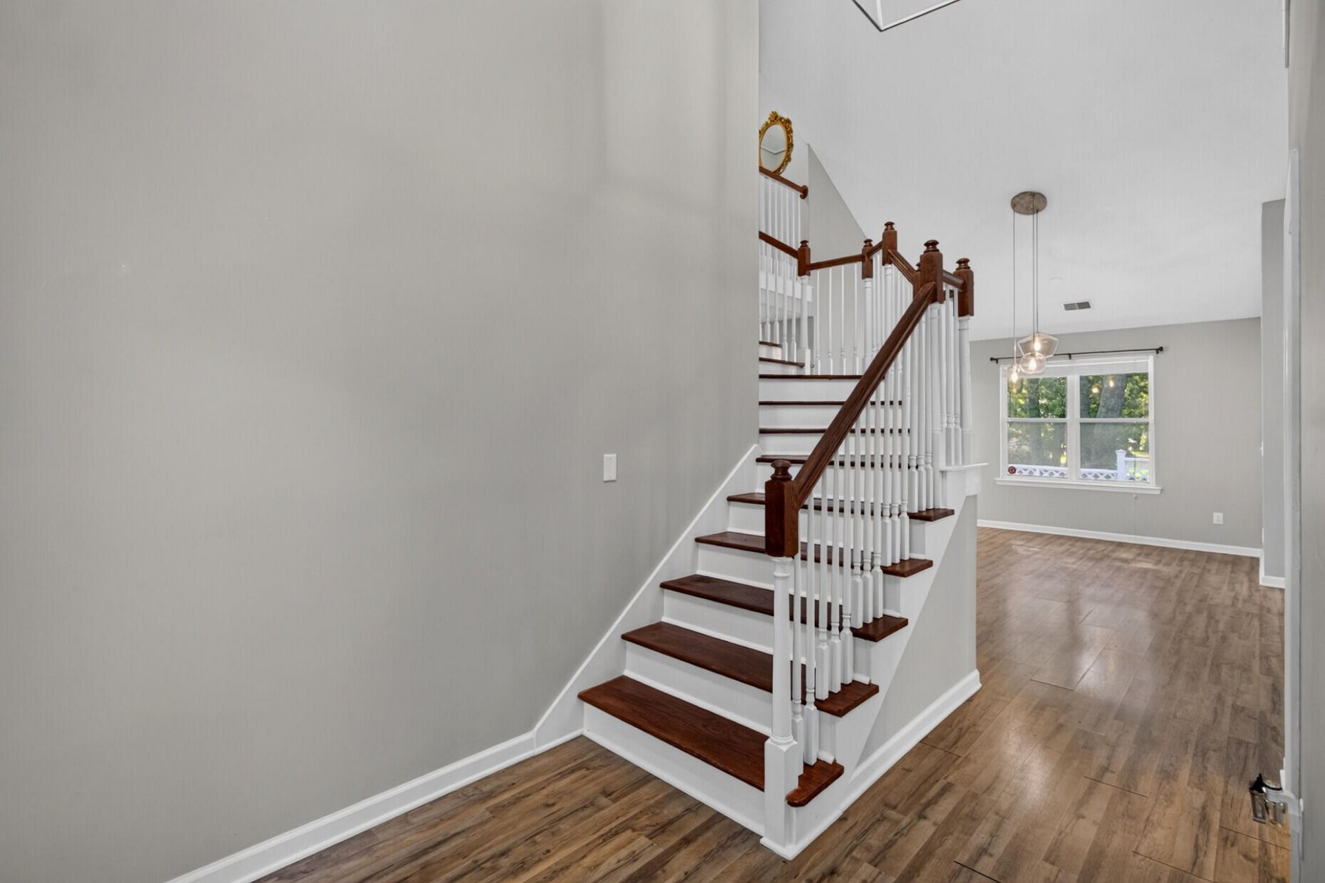 2111 Razorback Lane Photo 25