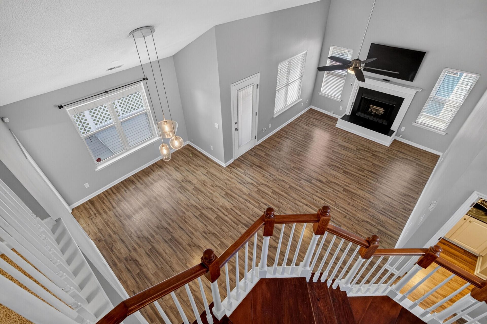 2111 Razorback Lane Photo 26