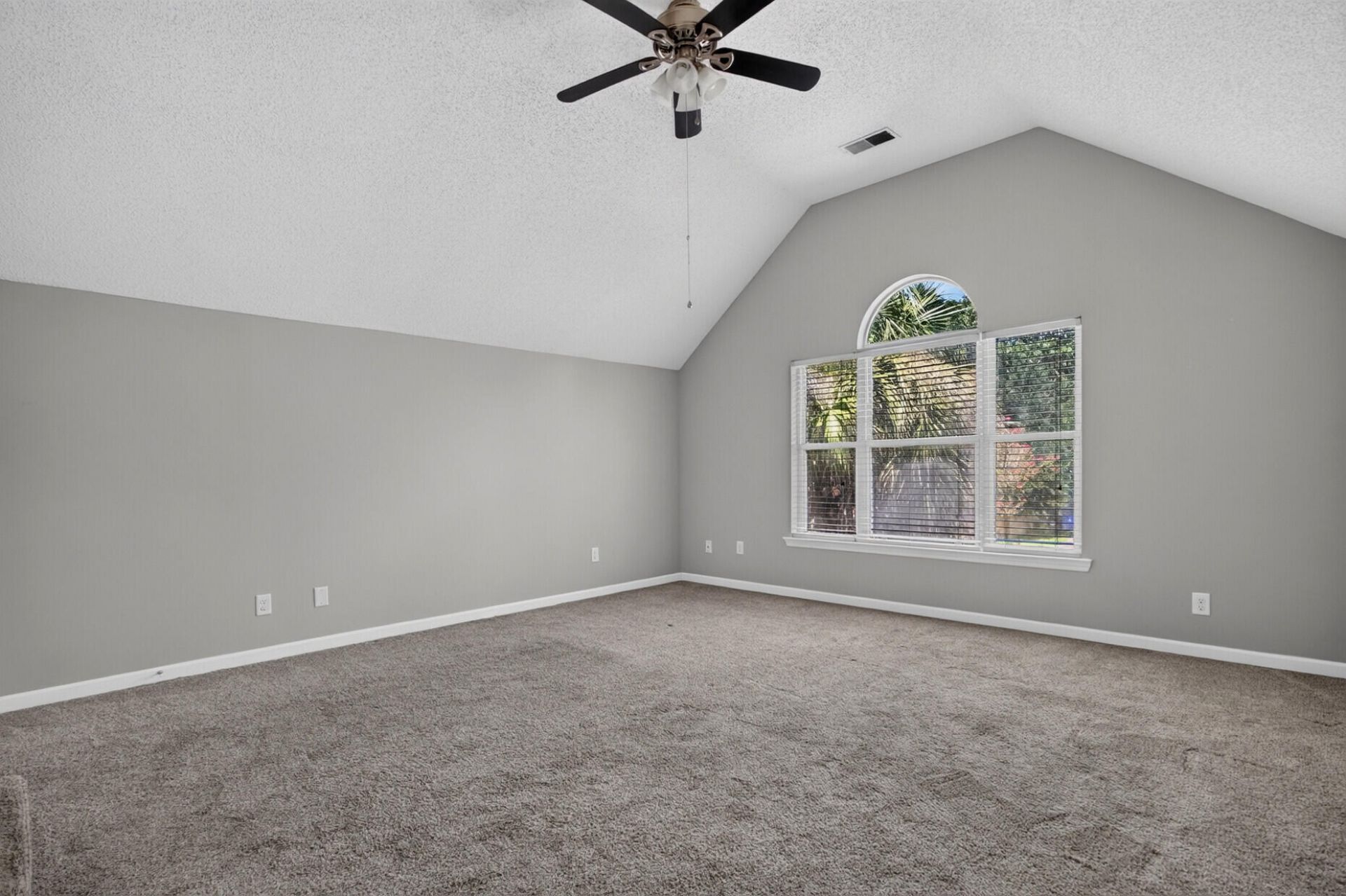 2111 Razorback Lane Photo 29