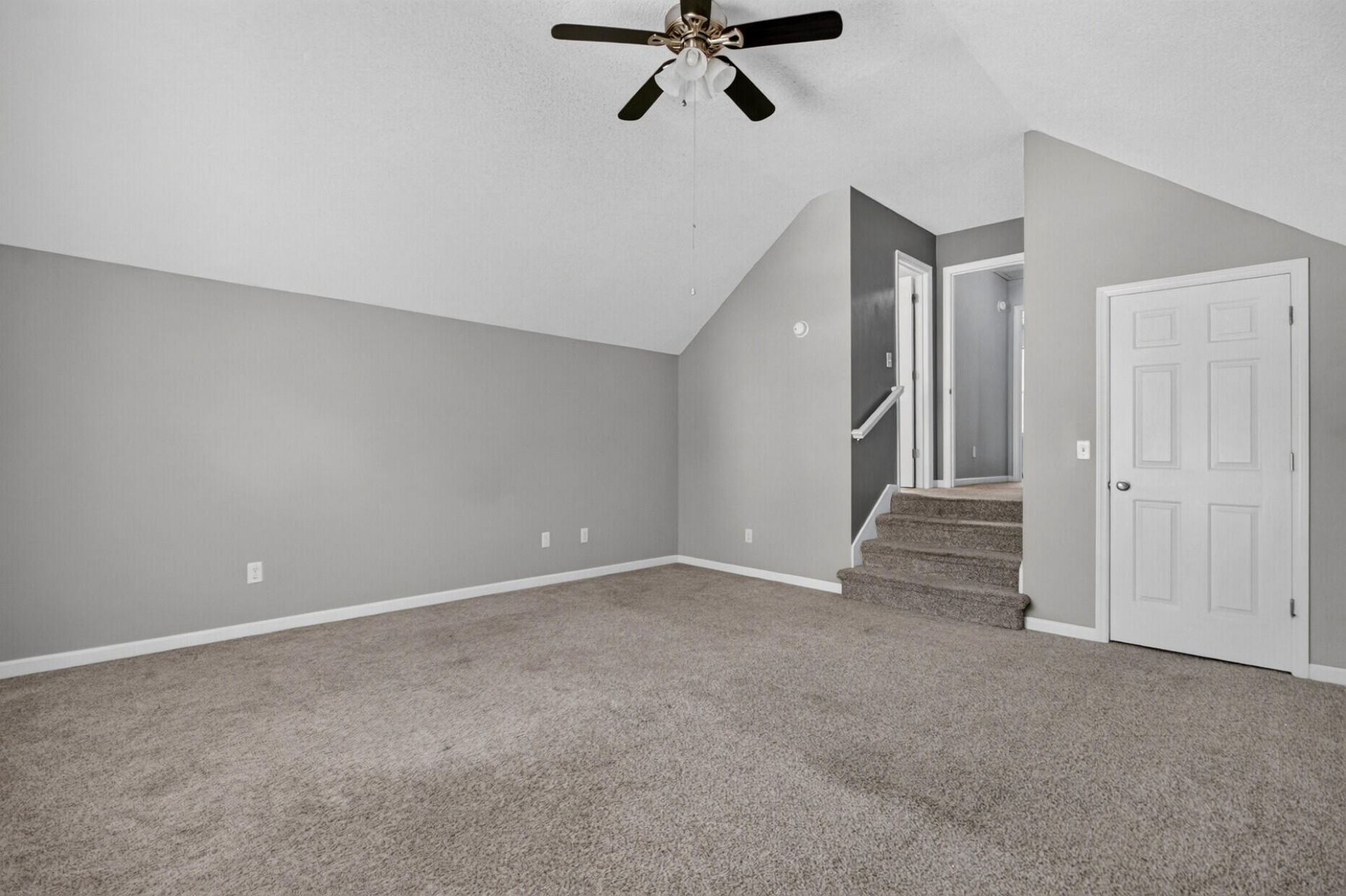 2111 Razorback Lane Photo 30