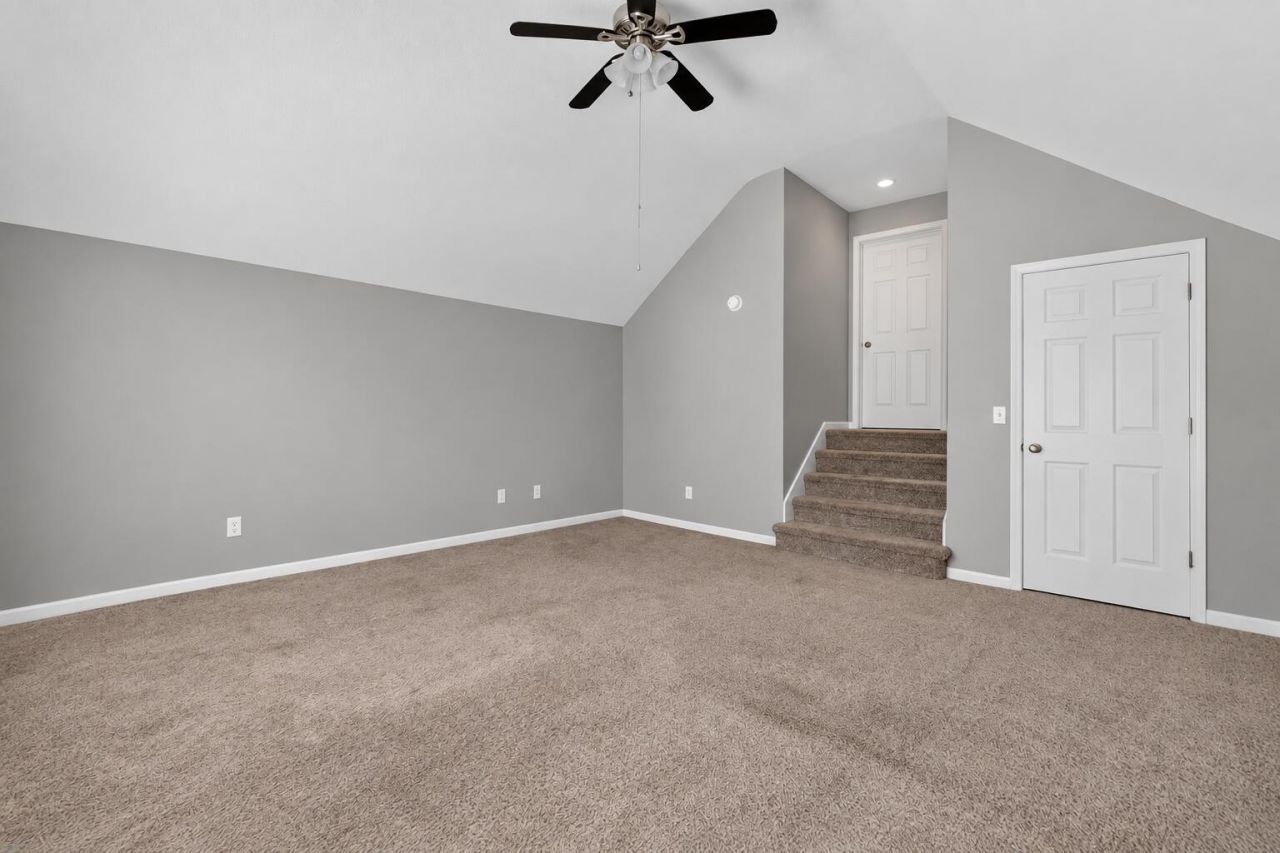 2111 Razorback Lane Photo 31