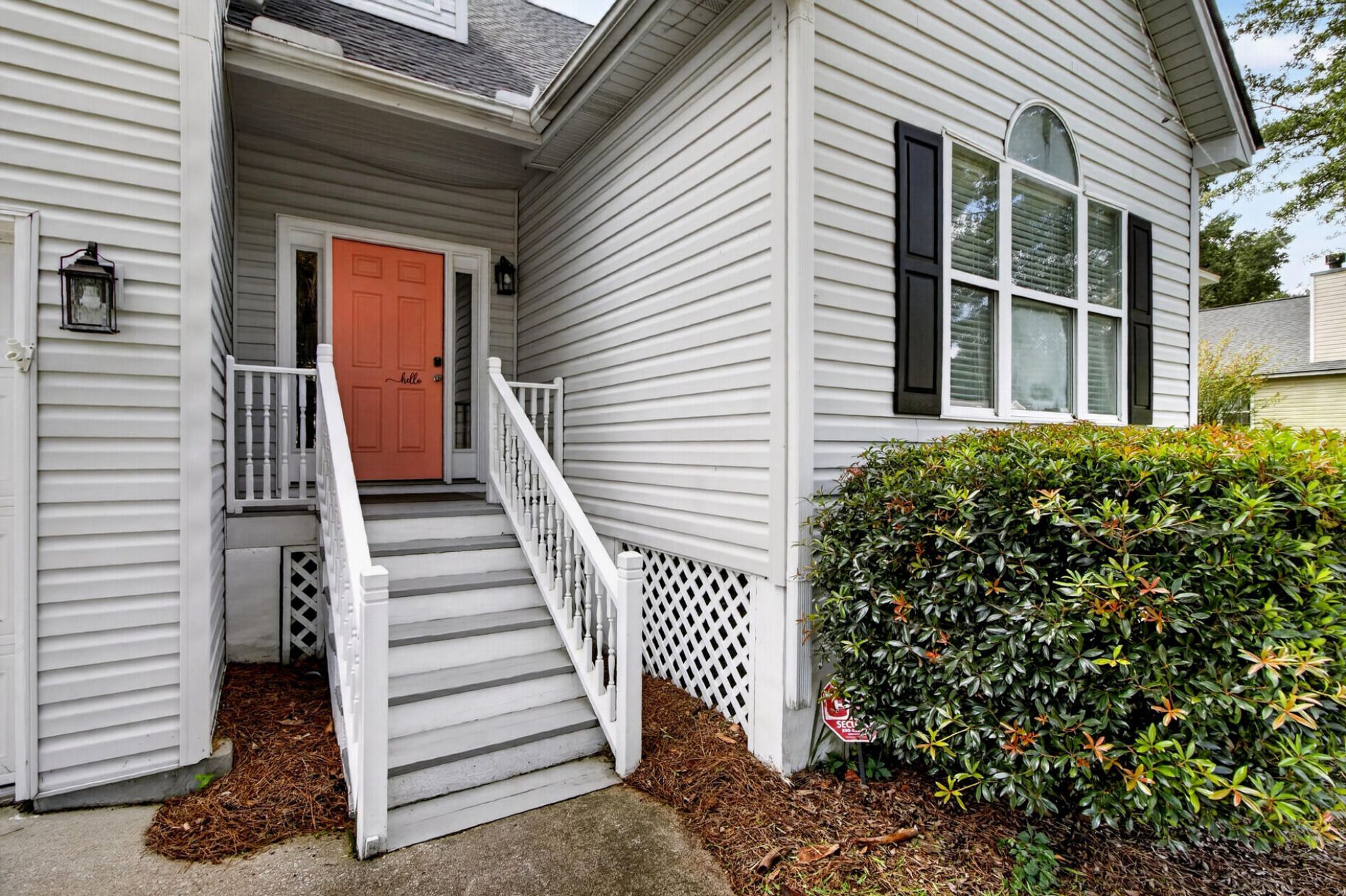 2111 Razorback Lane Photo 4