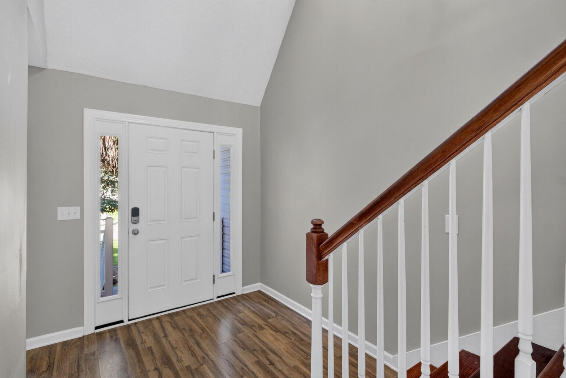 2111 Razorback Lane Photo 6