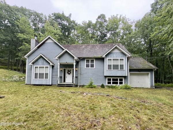 212 Conashaugh Trail, Milford, PA 18337