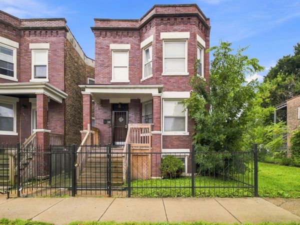 4833 W GLADYS Avenue, Chicago, IL 60644