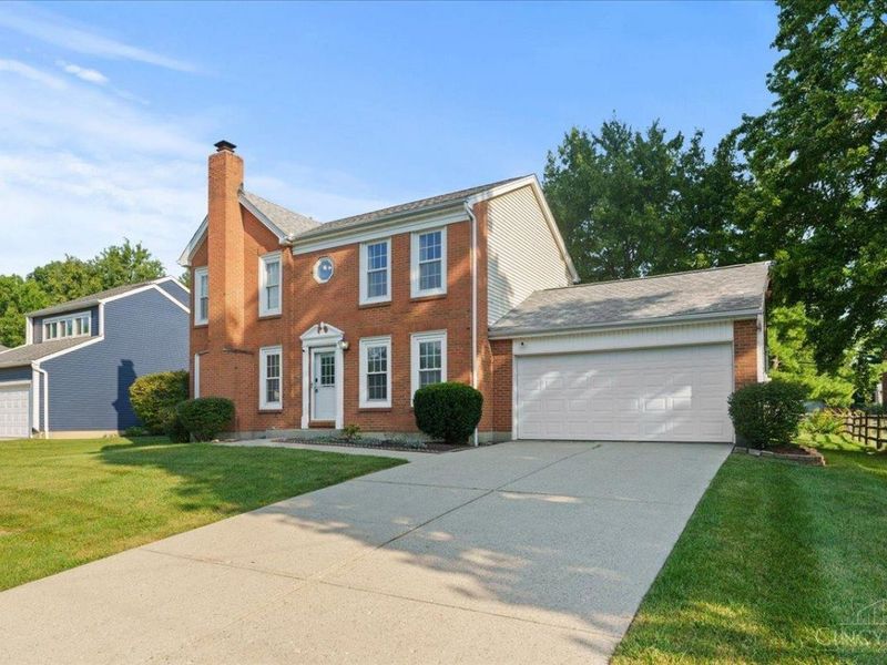 7972 Timberbreak Drive, Sycamore Township, OH 45249 Photo 2