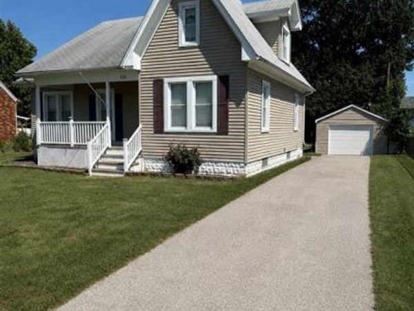 335 Park Drive, Bethalto, IL 62010