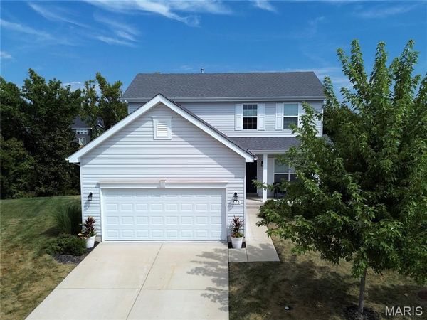 526 Golden Leaf Court, Lake St Louis, MO 63367