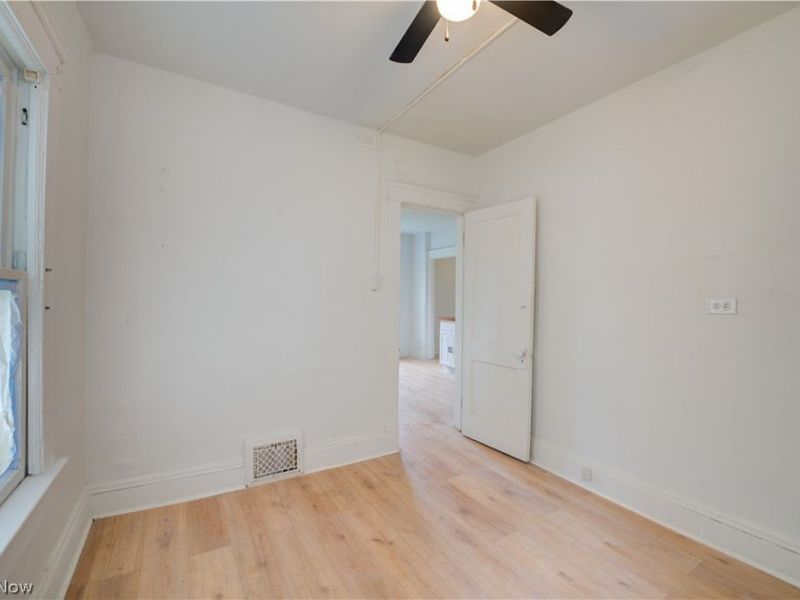3241 E 116th Street, Cleveland, OH 44120 Photo 16