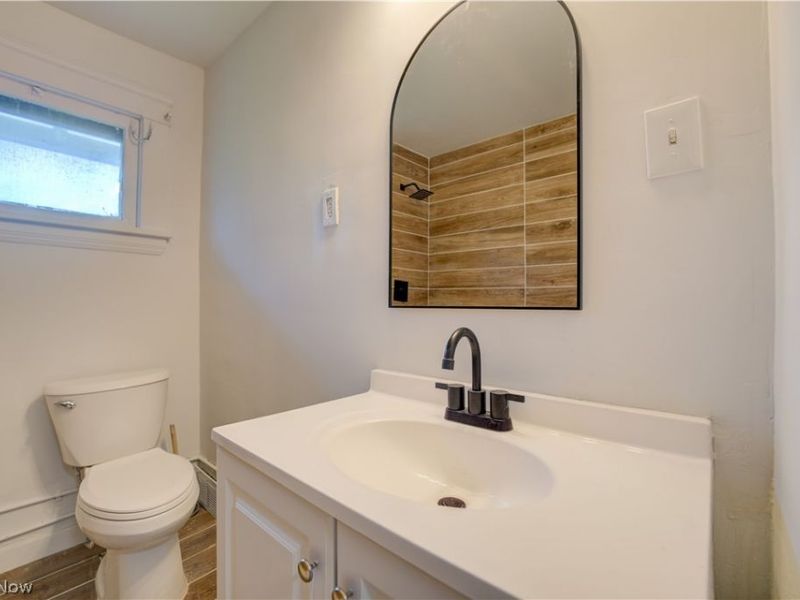 3241 E 116th Street, Cleveland, OH 44120 Photo 32