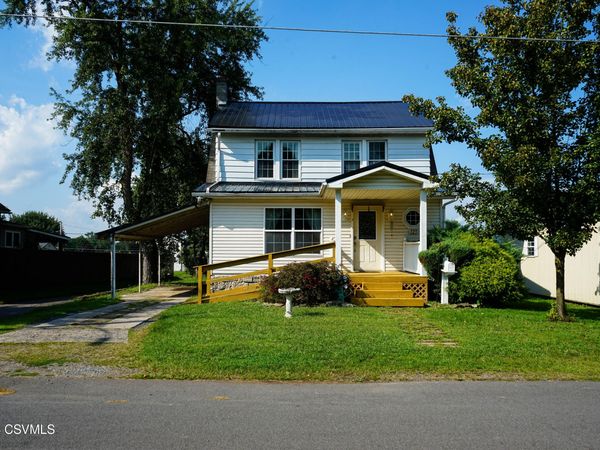 125 W MAPLE Street , Milton, PA 17847