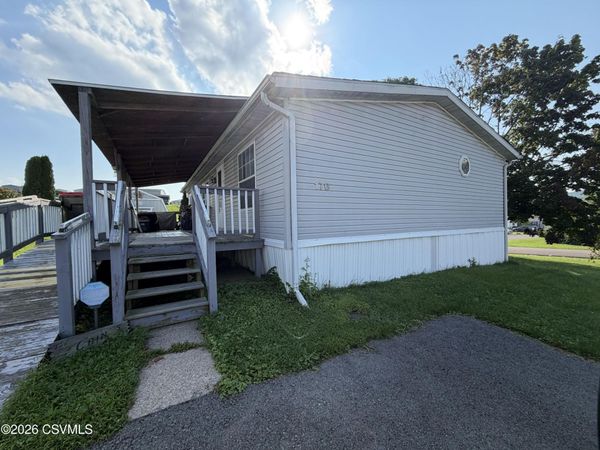 176 ROLLING HILL Drive, Berwick, PA 18603