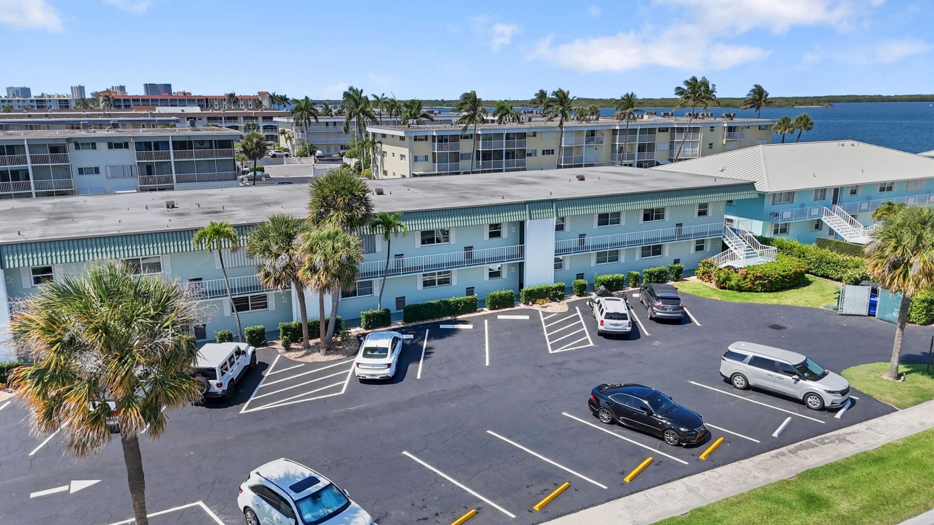 109 Wettaw Lane, Unit 101, North Palm Beach, FL 33408 Photo