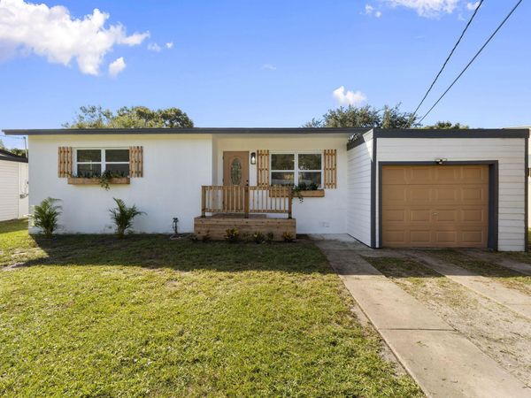 1107 Jasmine Avenue, Fort Pierce, FL 34982