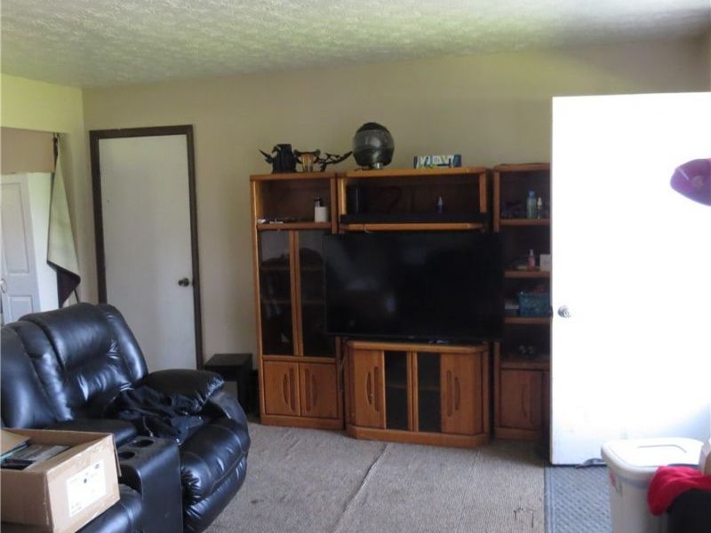 3102 Shaffer Road, Atwater, OH 44201 Photo 4