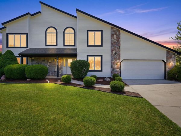 1657 Wake Robin Court, Ann Arbor, MI 48103