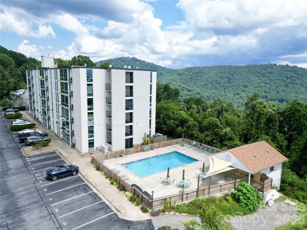 647 Town Mountain Road , Unit 211, Asheville, NC 28804
