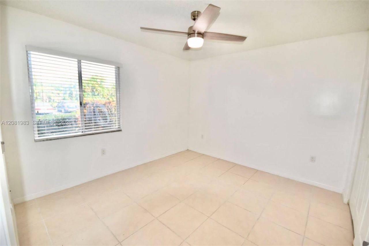 1650 SW 124th Ter , Unit 102D, Pembroke Pines, FL 33027 Photo