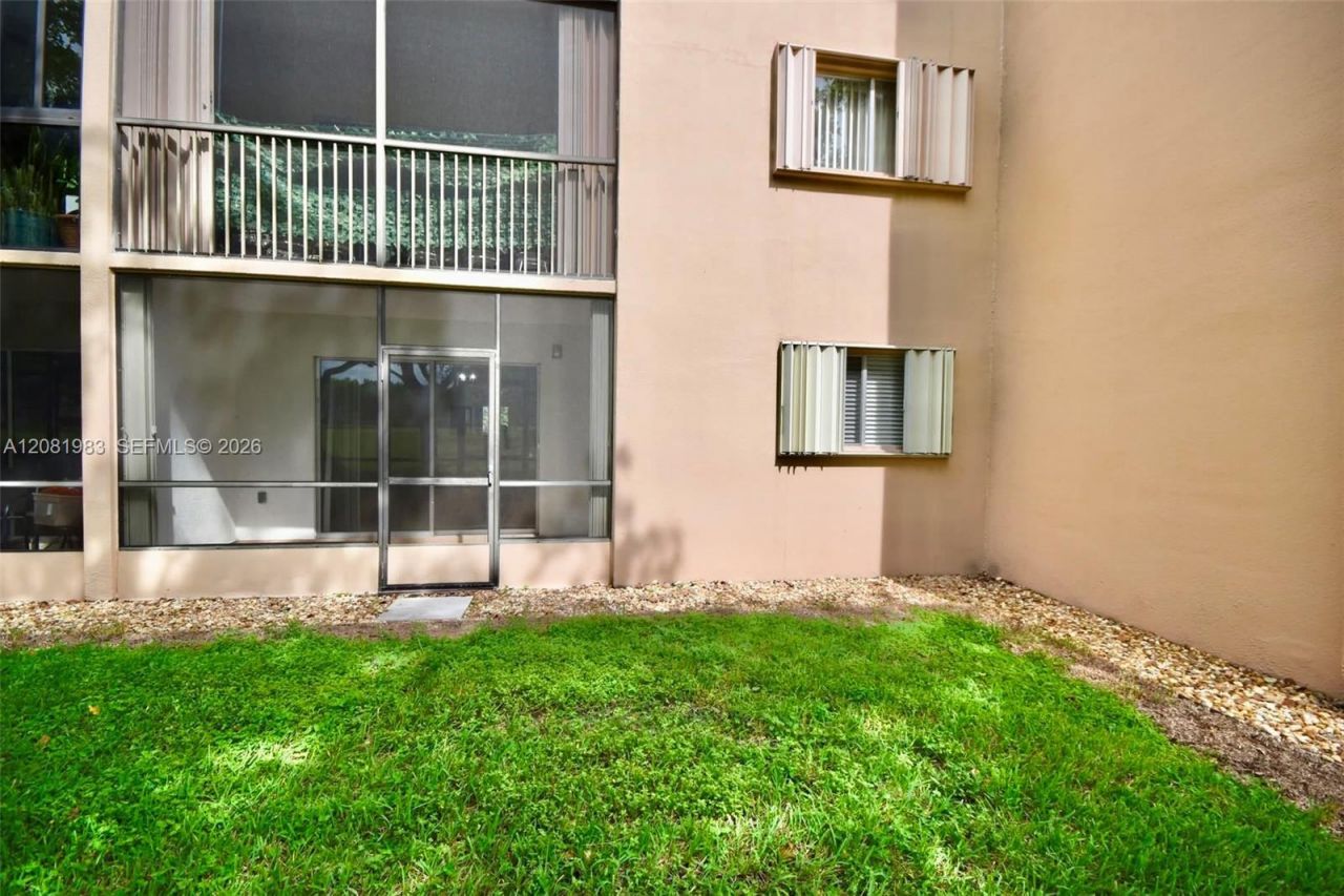 1650 SW 124th Ter , Unit 102D, Pembroke Pines, FL 33027 Photo
