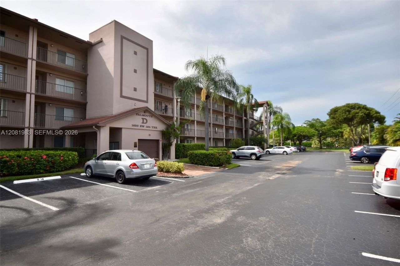 1650 SW 124th Ter , Unit 102D, Pembroke Pines, FL 33027 Photo