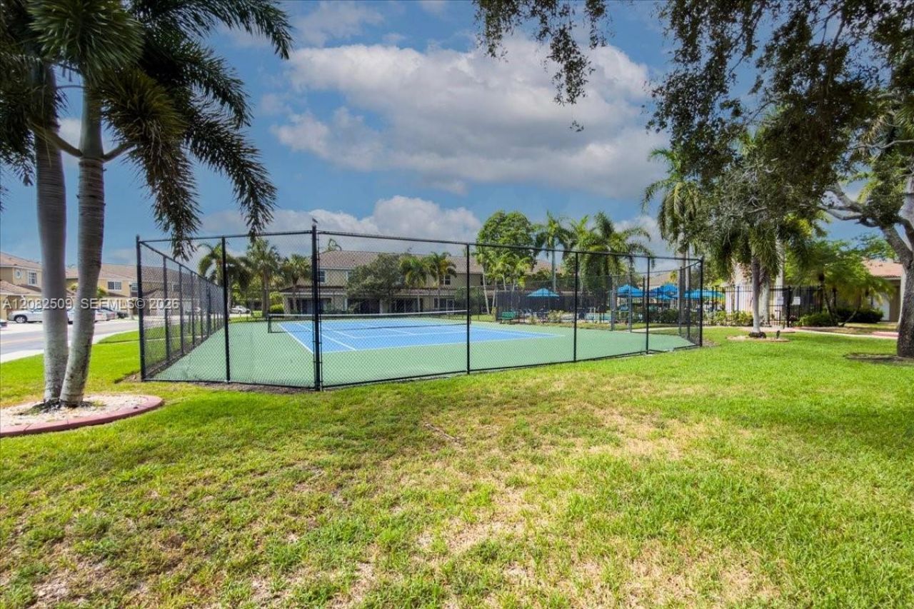 12152 SW 4th St , Pembroke Pines, FL 33025 Photo