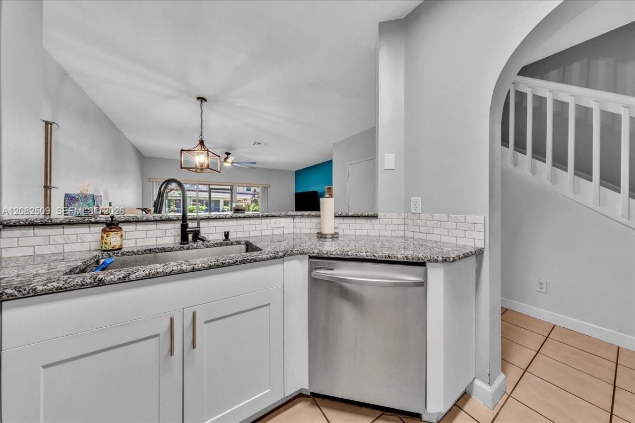 12152 SW 4th St , Pembroke Pines, FL 33025 Photo