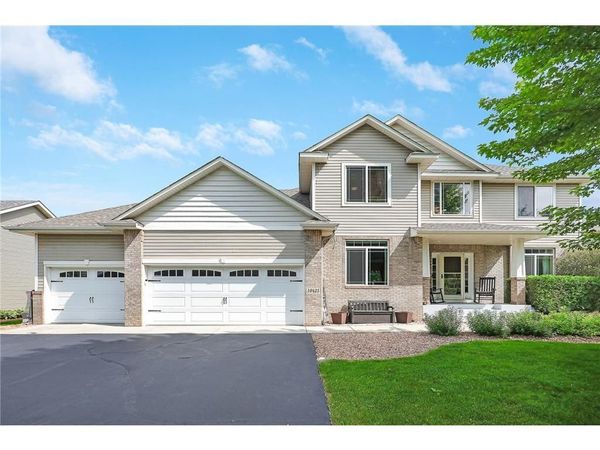 10425 Vera Cruz Drive N, Brooklyn Park, MN 55443