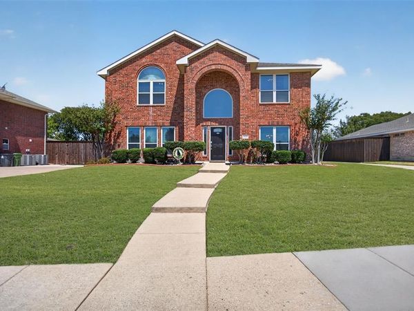 205 Thomas Drive, Murphy, TX 75094