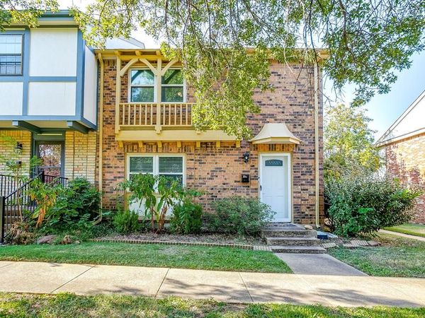 356 Westview Terrace , Arlington, TX 76013