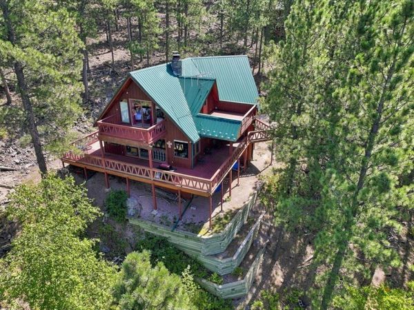 230 MATTERHORN DR, Rapid City, SD 57702