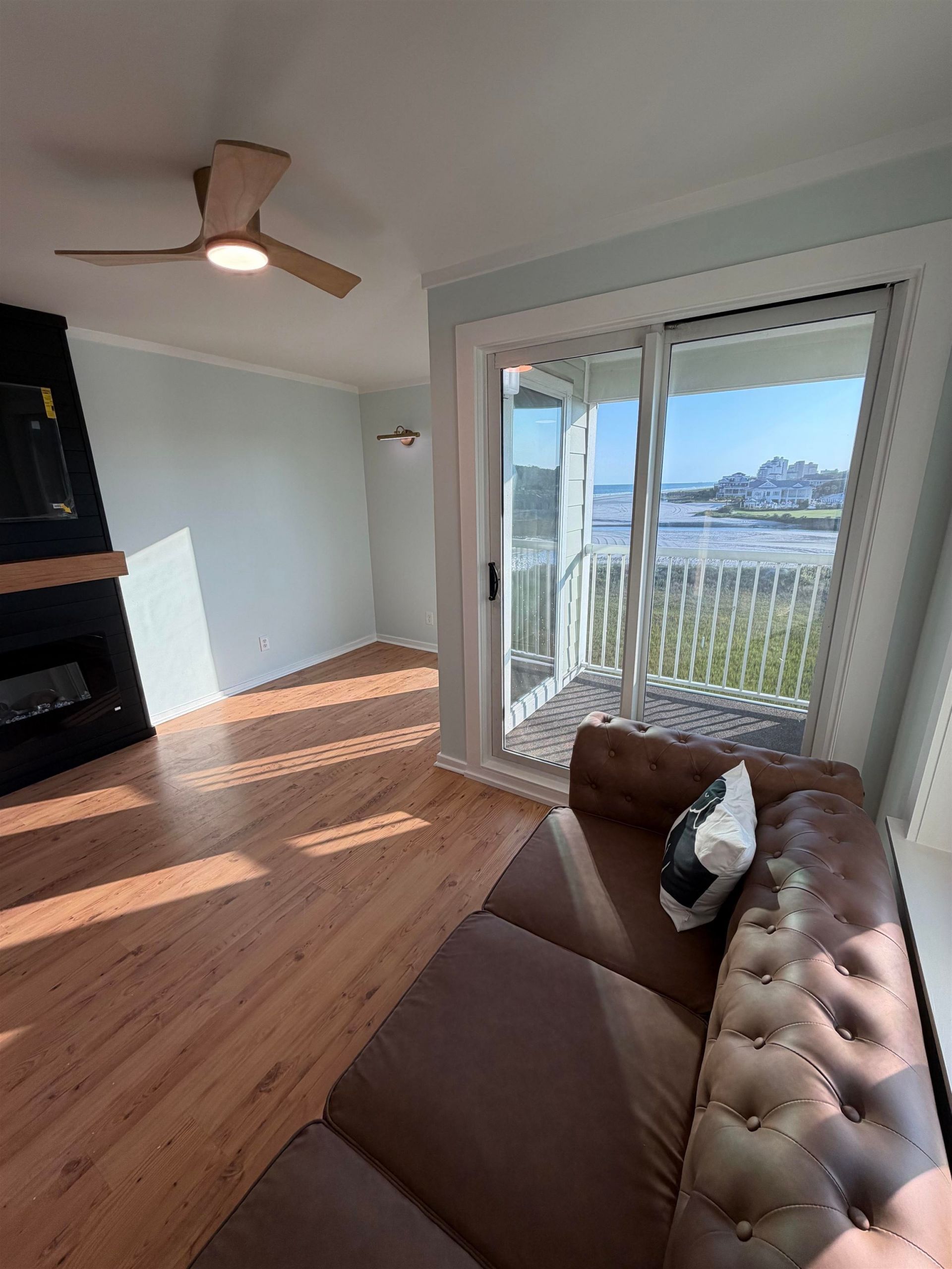 9400 Sands Beach Club  Photo 13