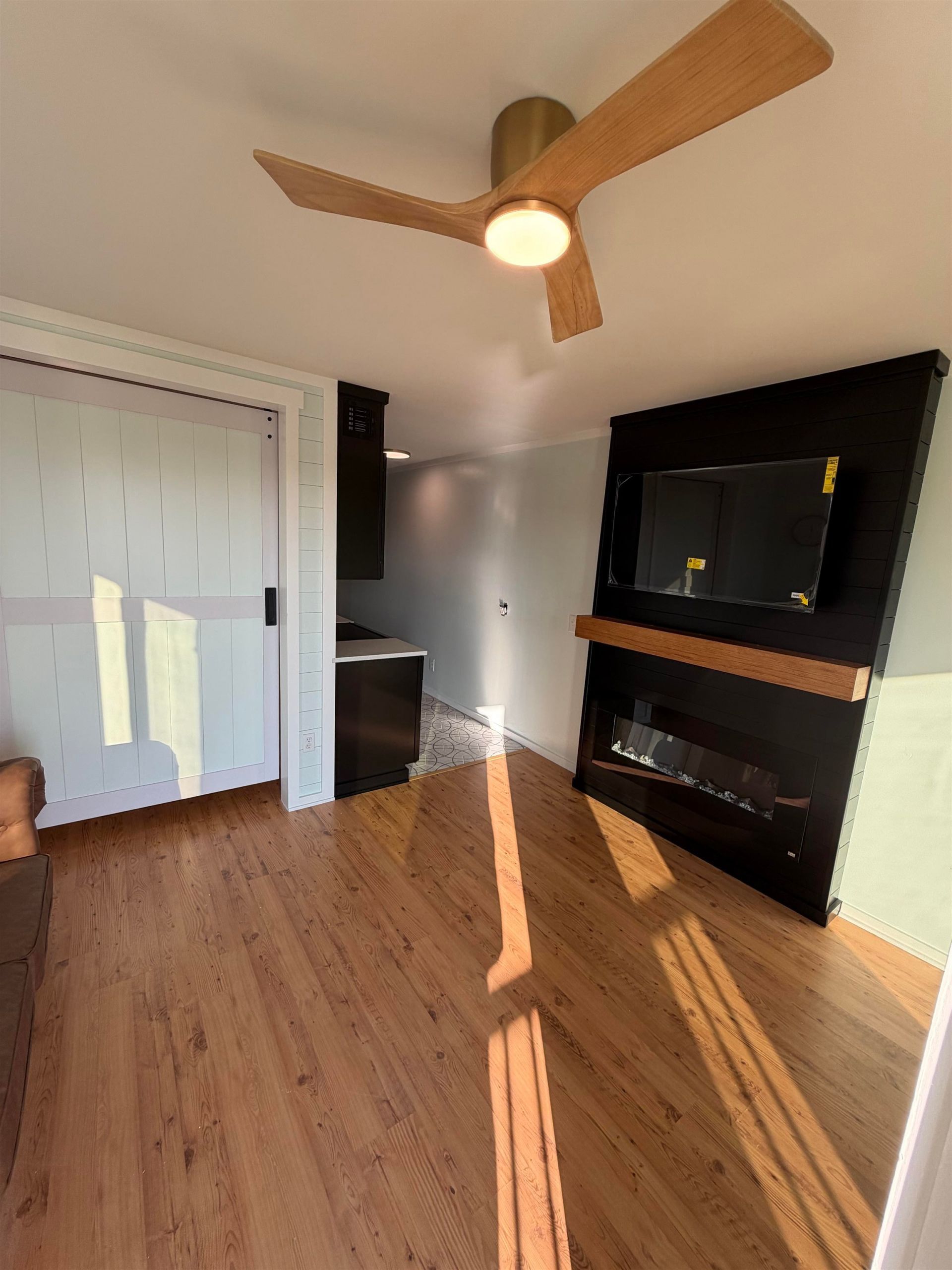 9400 Sands Beach Club  Photo 17