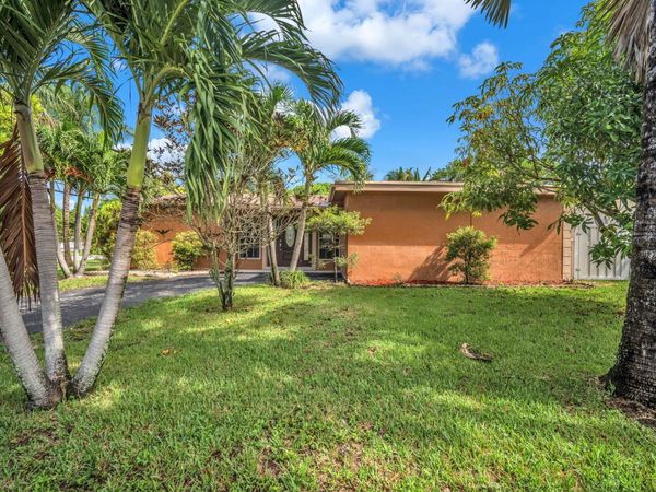 7399 NW 20TH Court, Sunrise, FL 33313