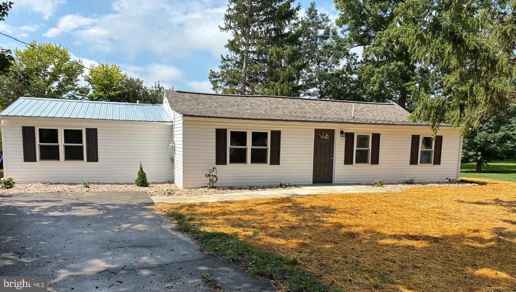 112 FAUST STREET , MERCERSBURG, PA 17236