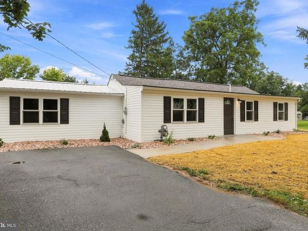 112 FAUST STREET, MERCERSBURG, PA 17236