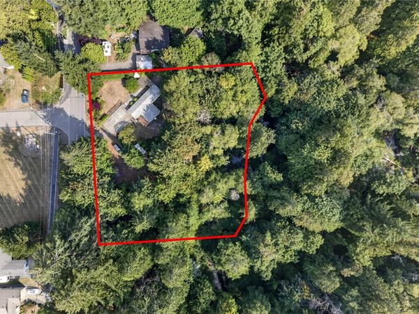205 Atkins Rd , View Royal, BC V9B 2Z8