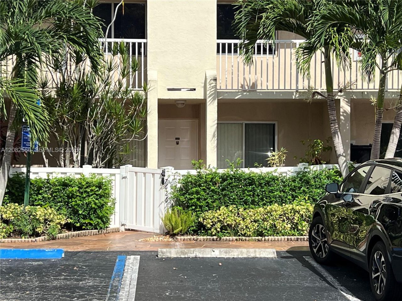 7626 Trent Dr , Unit 109, Tamarac, FL 33321 Photo