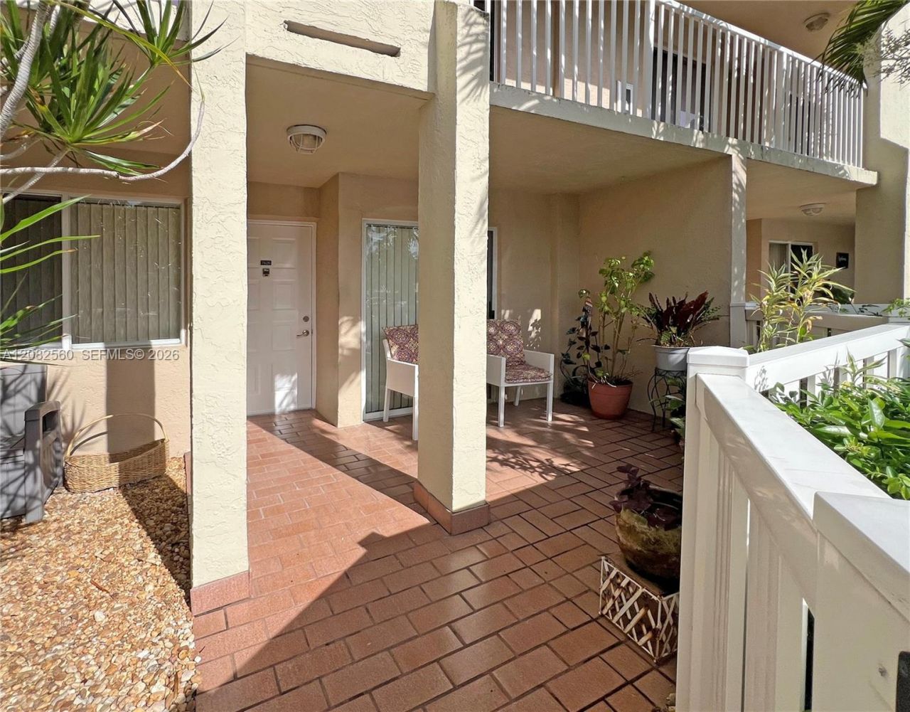 7626 Trent Dr , Unit 109, Tamarac, FL 33321 Photo