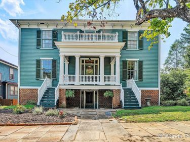 215 Harrison Street, Lynchburg, VA 24504