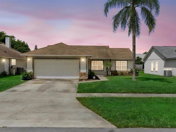204 S BRISTOL CIRCLE , SANFORD, FL 32773