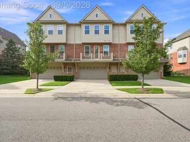 56685 Long Island Drive, Shelby Township, Mi 48316