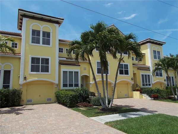 1080 5th ST S, Unit 1080, NAPLES, FL 34102
