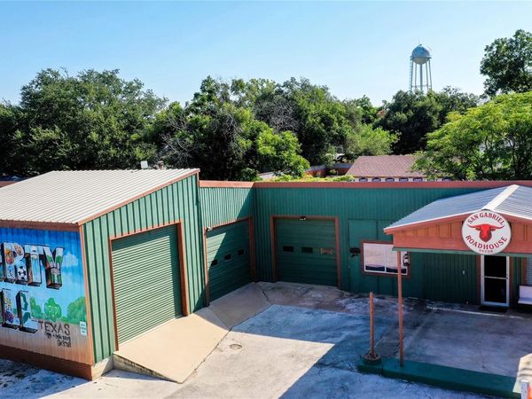 1100 Main ST, Liberty Hill, TX 78642