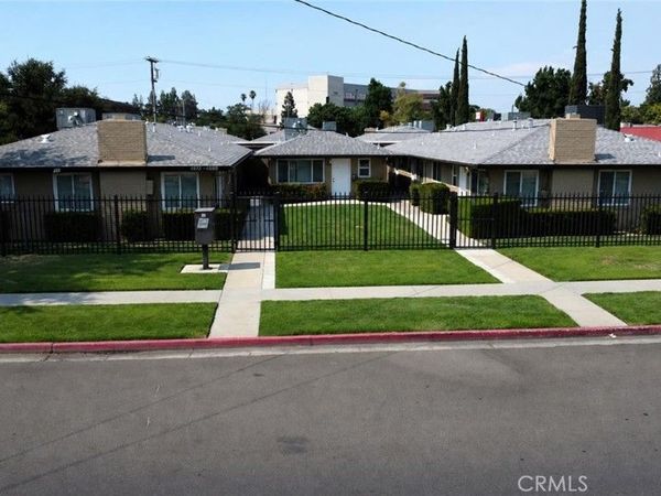 2337 E Shaw, Fresno, CA 93710