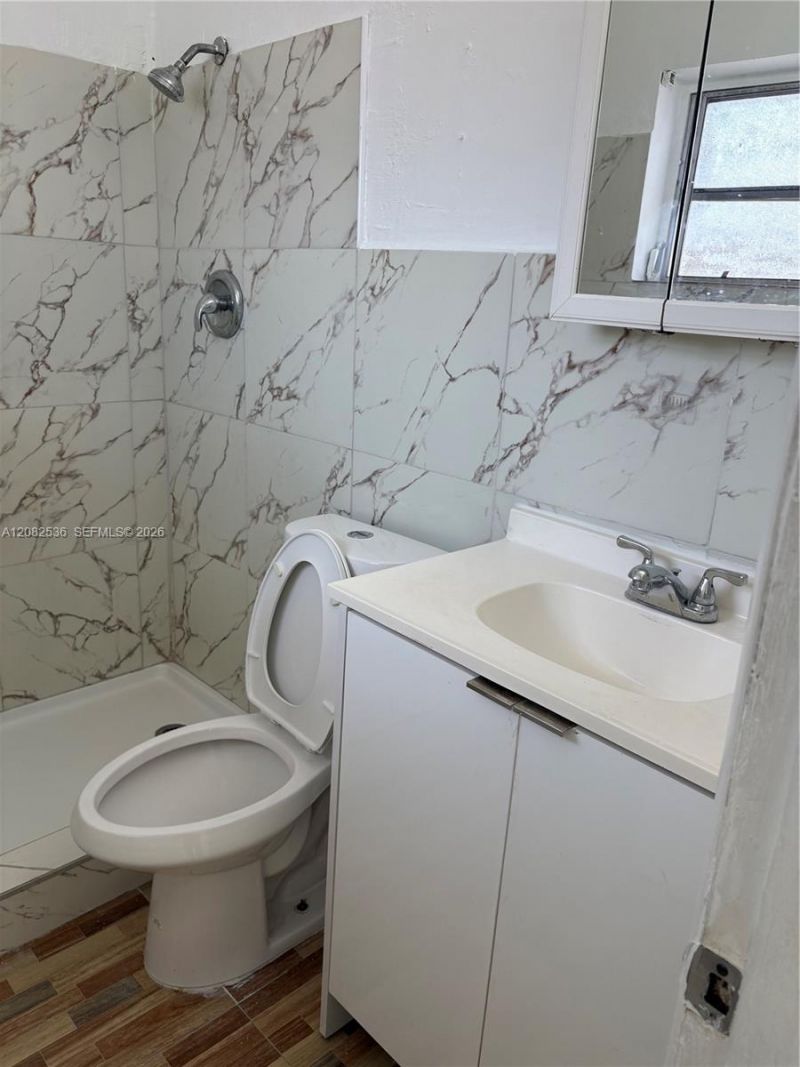1125 SE 9th Ave , Unit 4, Hialeah, FL 33010 Photo