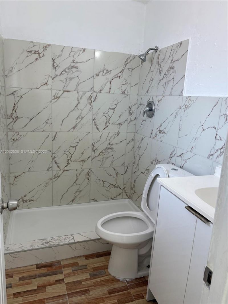 1125 SE 9th Ave , Unit 4, Hialeah, FL 33010 Photo