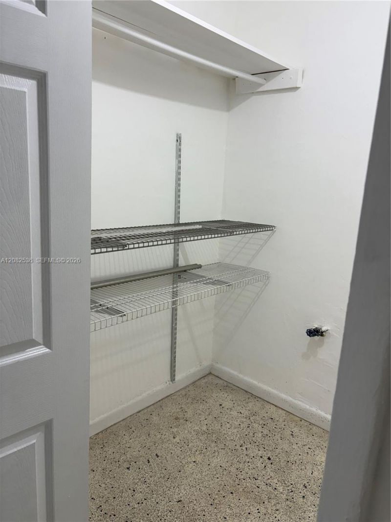 1125 SE 9th Ave , Unit 4, Hialeah, FL 33010 Photo