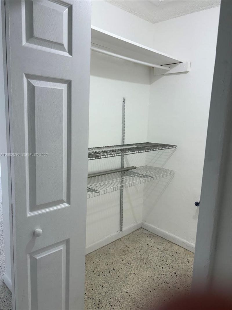 1125 SE 9th Ave , Unit 4, Hialeah, FL 33010 Photo